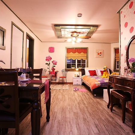 Muju Iris Pension Экстерьер фото